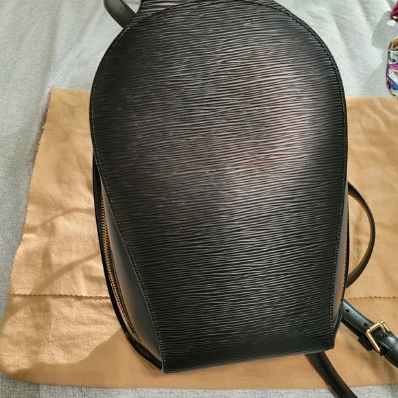 LV Epi Mabillon Bagpack - Picture 1 of 10